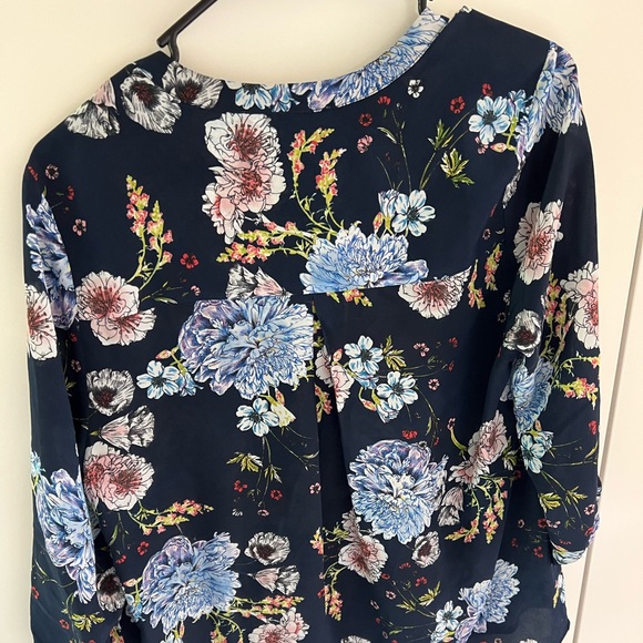 Daniel Rainn floral blouse | Size Medium - Picture 3 of 3